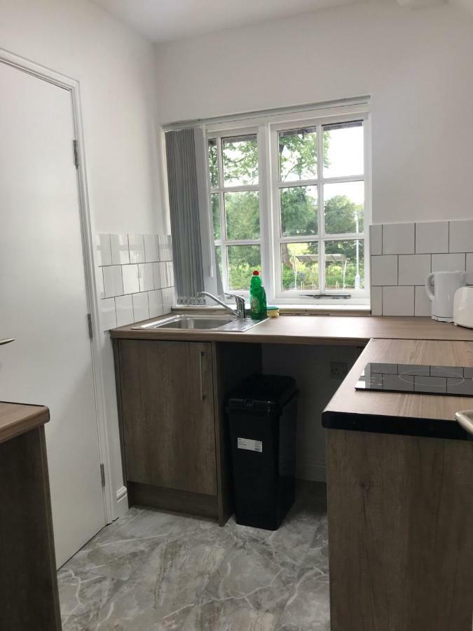 Lancaster Place Apartments Лестър Екстериор снимка